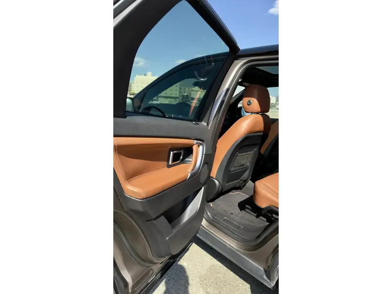 Land Rover Discovery Sport 2016 19
