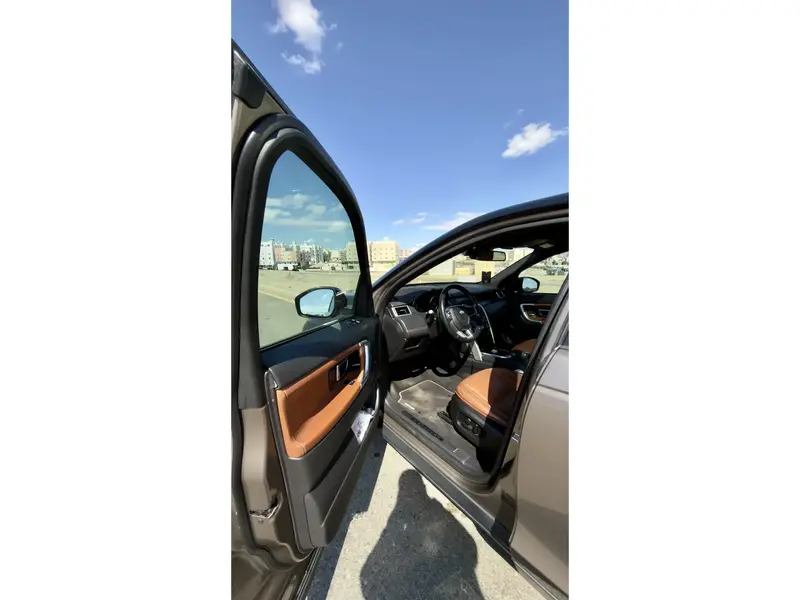 Land Rover Discovery Sport 2016 17