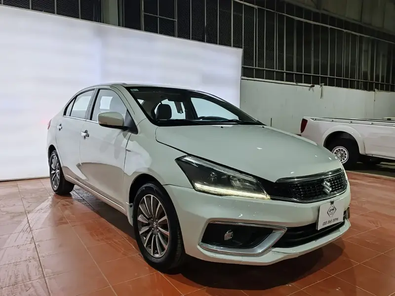 Suzuki Ciaz 2023 3