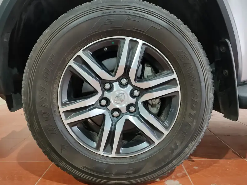 Toyota Fortuner 2024 8