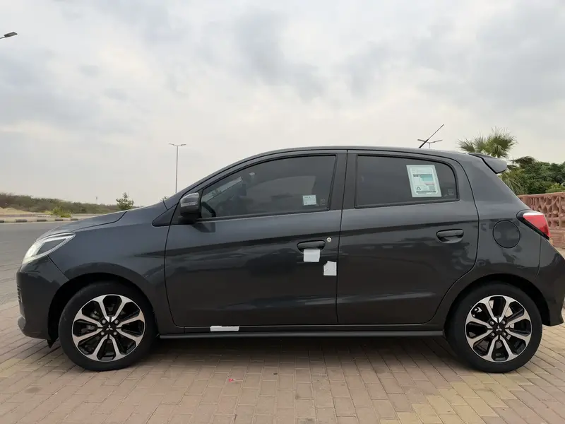 Mitsubishi SPACESTAR 2024 2