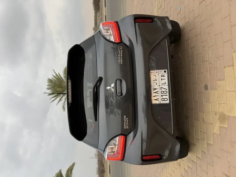 Mitsubishi SPACESTAR 2024 3