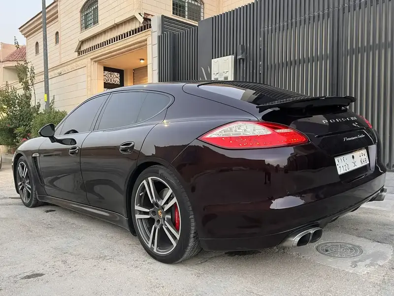 Porsche Panamera 2012 6