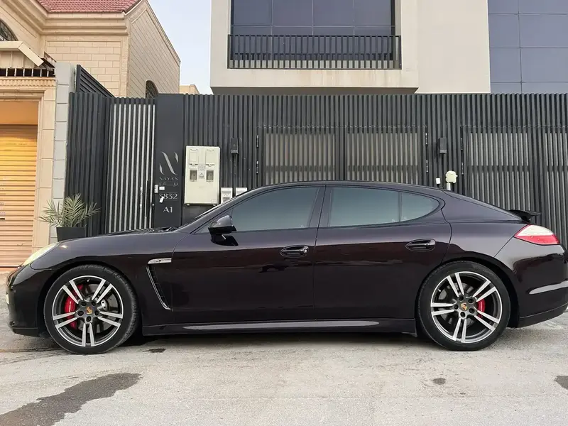 Porsche Panamera 2012 7