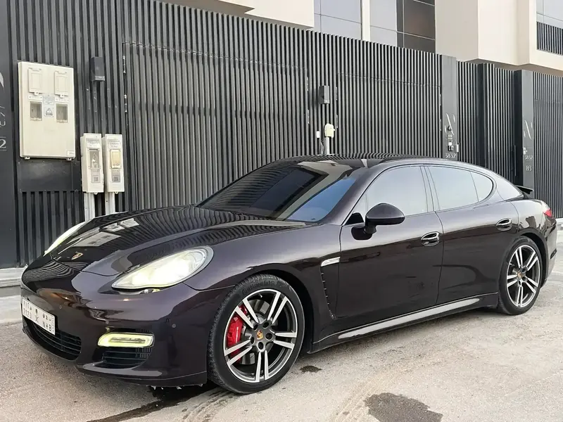 Porsche Panamera 2012 8