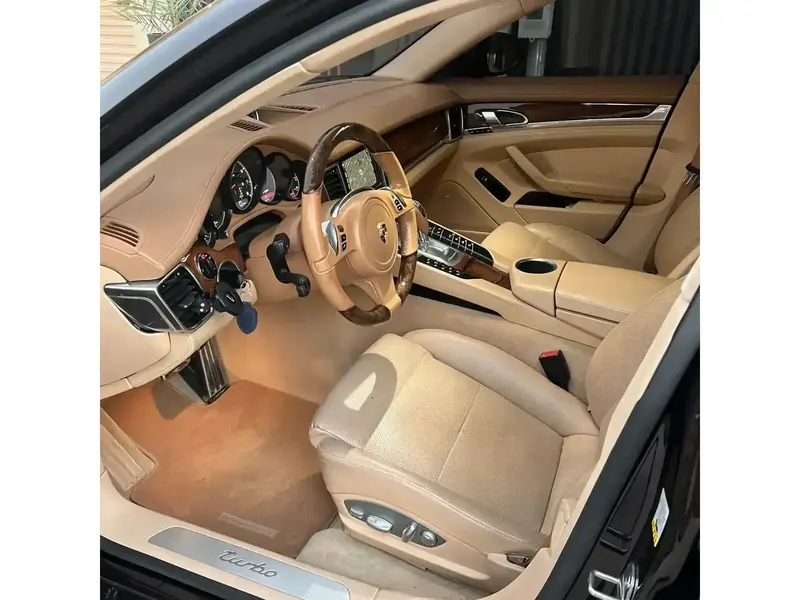 Porsche Panamera 2012 13