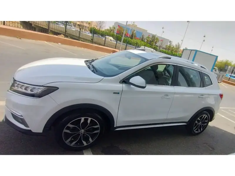 MG RX5 2019 3
