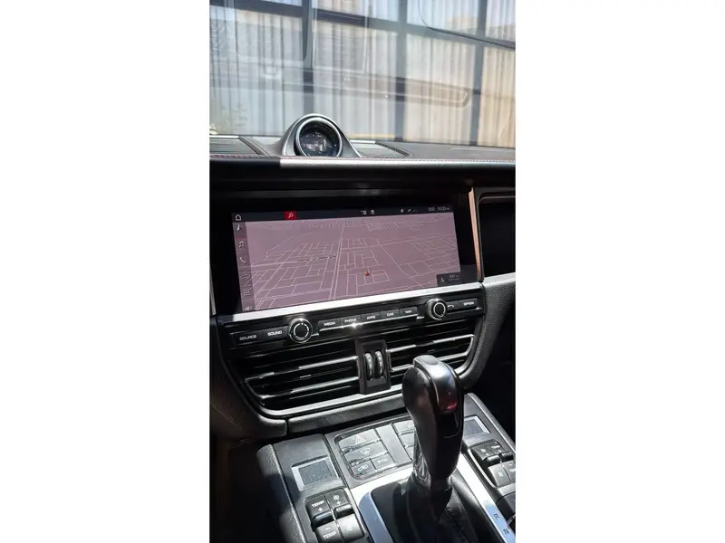 Porsche Macan 2019 11