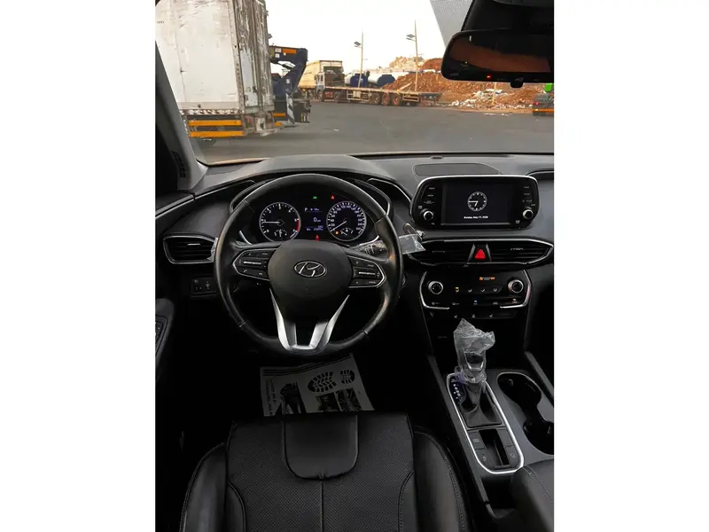 Hyundai SantaFe 2020 4