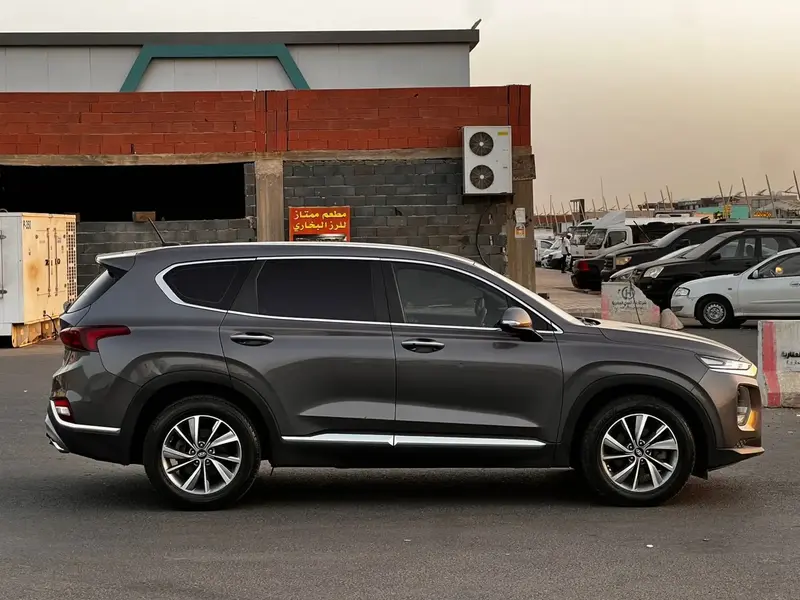 Hyundai SantaFe 2020 12