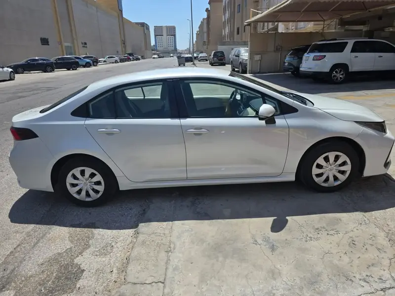 Toyota Corolla 2020 10