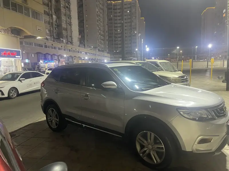 Geely X7 2018 2