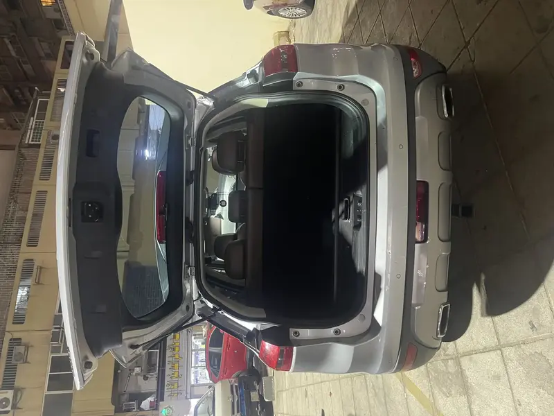 Geely X7 2018 11
