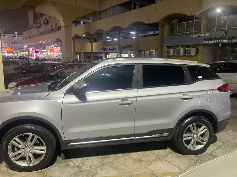 Geely X7 2018 2
