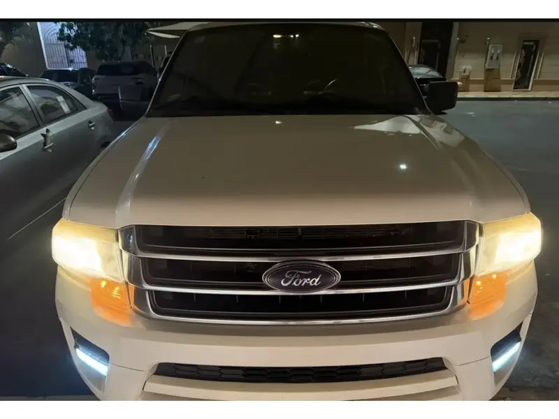 Ford Expedition 2015 2