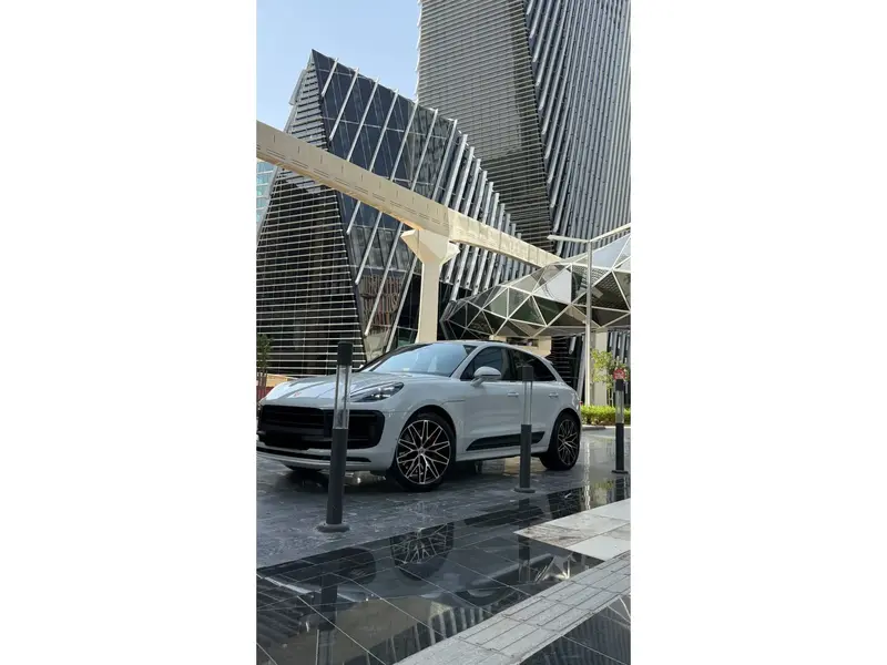 Porsche Macan 2023 3