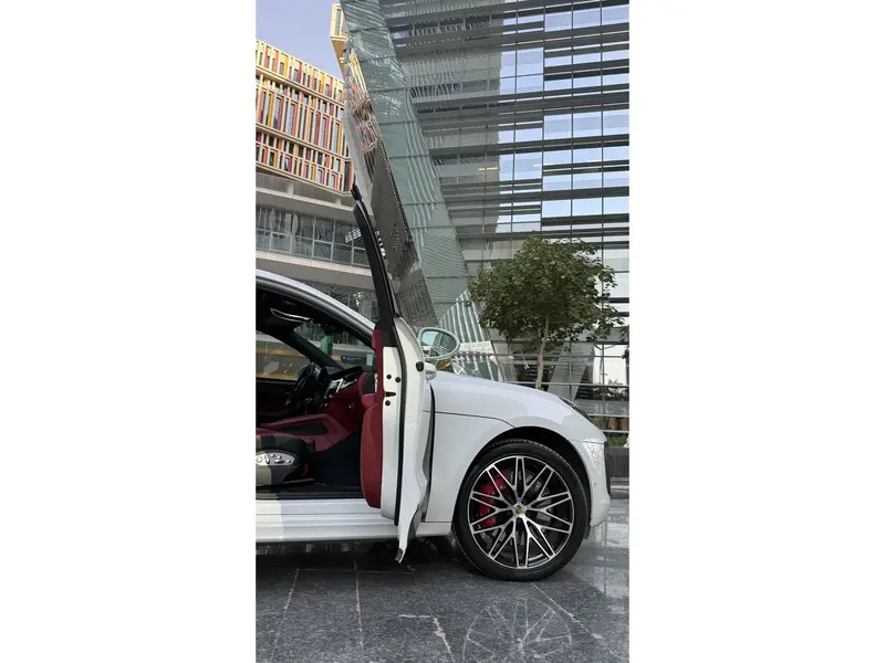 Porsche Macan 2023 2