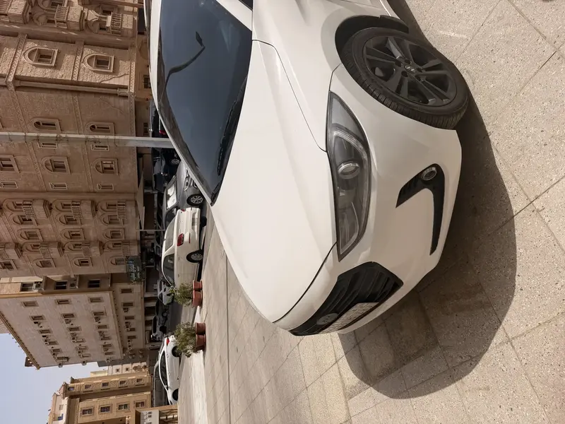 Hyundai Elantra 2017 4
