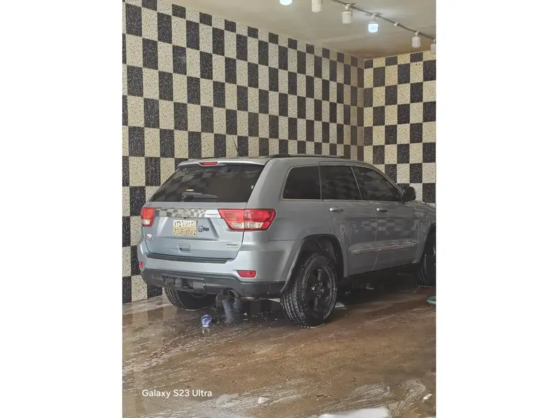 Jeep Grand Cherokee 2013 1