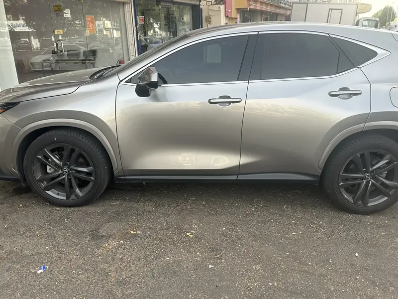 Lexus NX 2025 4