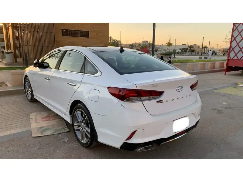 Hyundai Sonata 2018 3