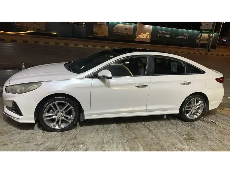 Hyundai Sonata 2018 1
