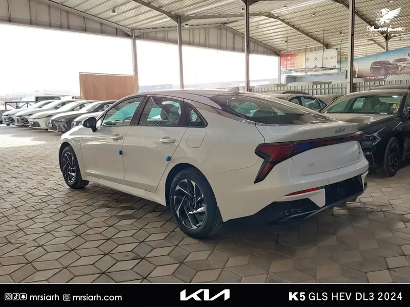 KIA K5 2024 6