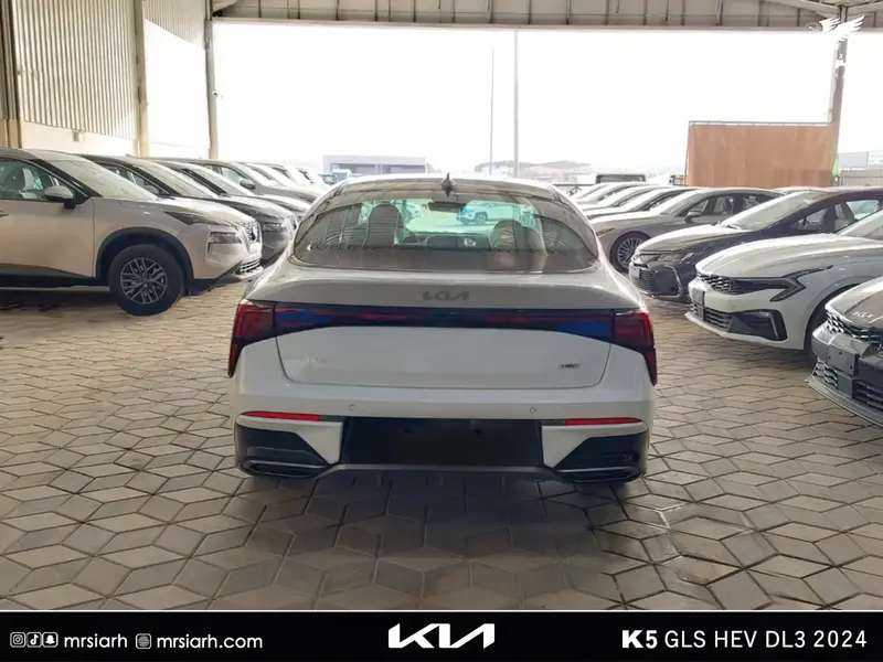 KIA K5 2024 5