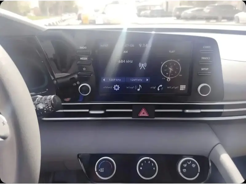Hyundai Elantra 2025 8