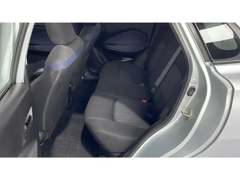 Suzuki Baleno GL 2024 28