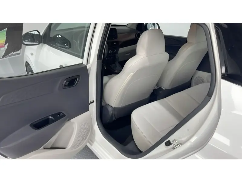 هيونداي جراند i10 فليت 2024 18