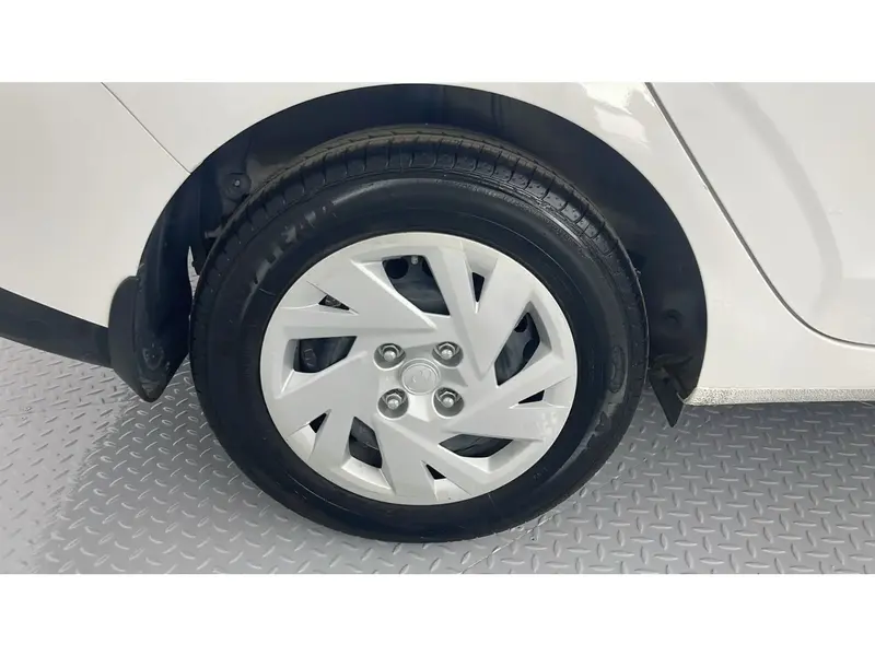 Hyundai GRAND i10 FLT 2024 15