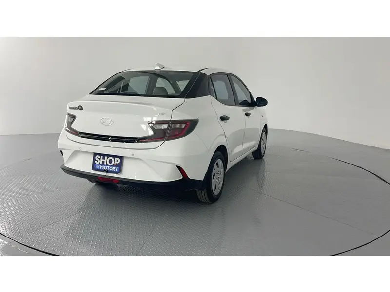 Hyundai GRAND i10 FLT 2024 16