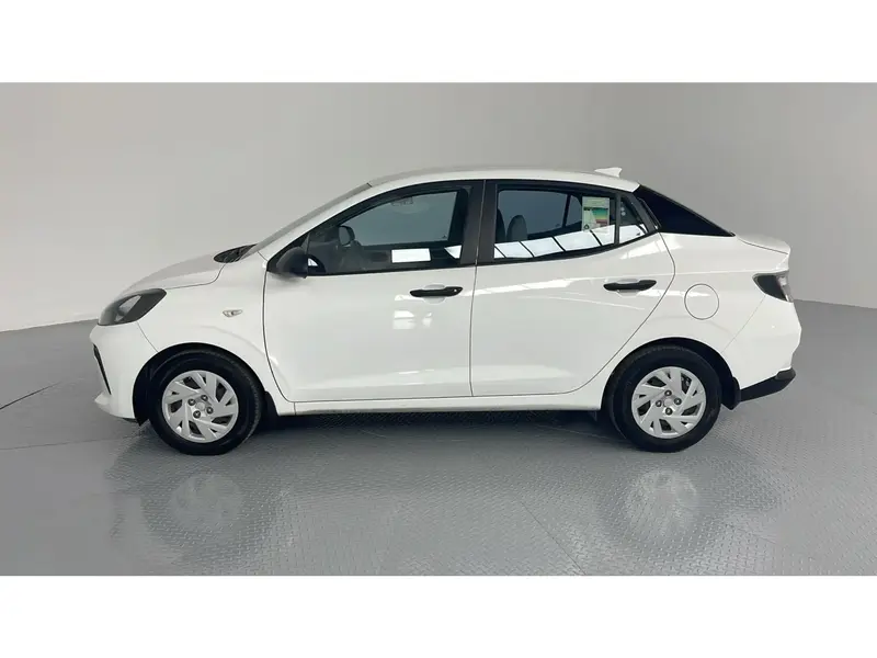 Hyundai GRAND i10 FLT 2024 23