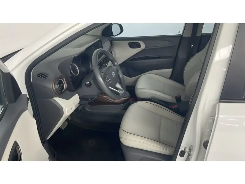 Hyundai GRAND i10 FLT 2024 25