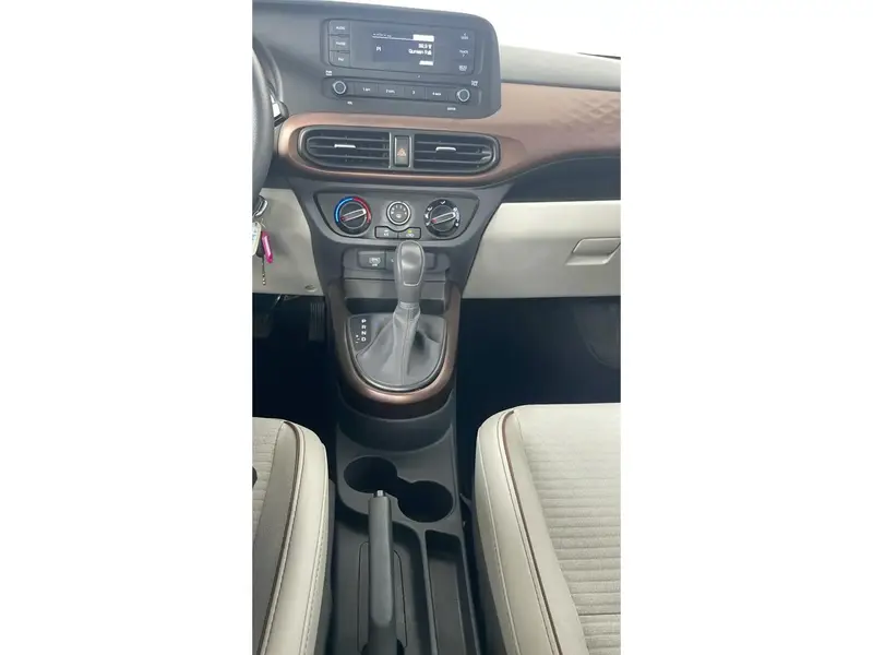 Hyundai GRAND i10 FLT 2024 30