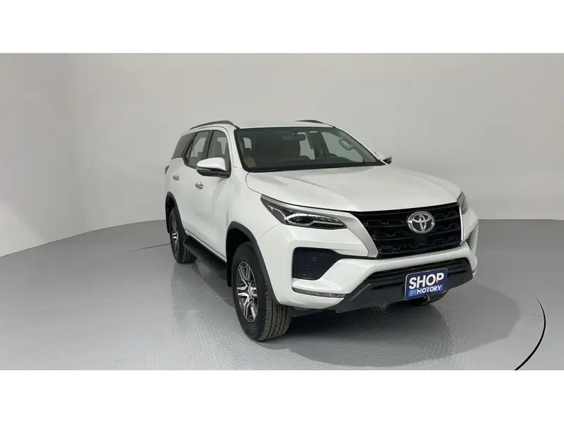 Toyota Fortuner GX2 4x4 2024 8