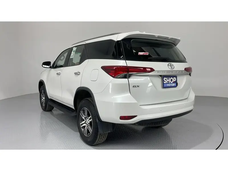 Toyota Fortuner GX2 4x4 2024 12