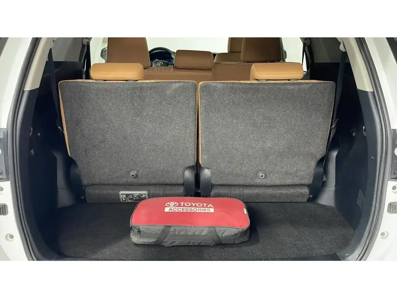 Toyota Fortuner GX2 4x4 2024 18