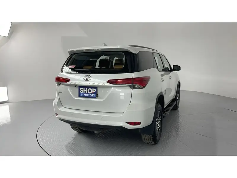 Toyota Fortuner GX2 4x4 2024 9