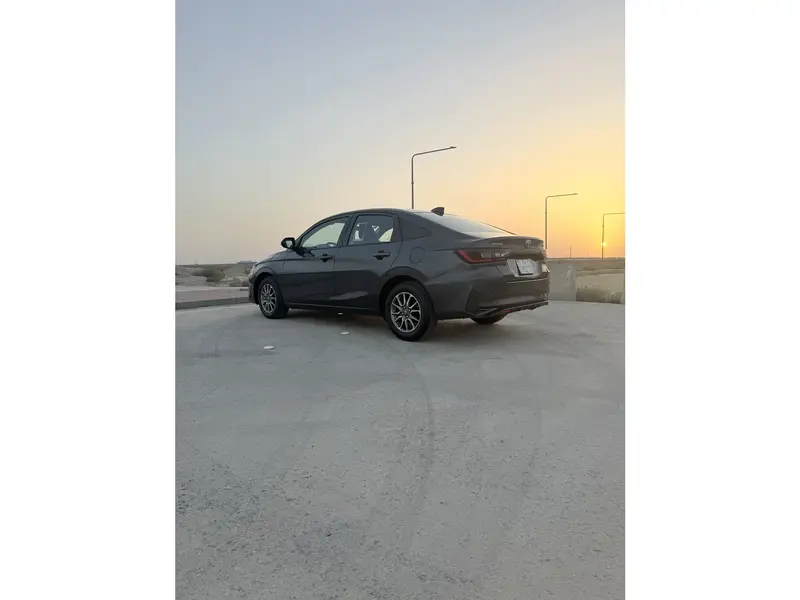 تويوتا يارس 2023 5
