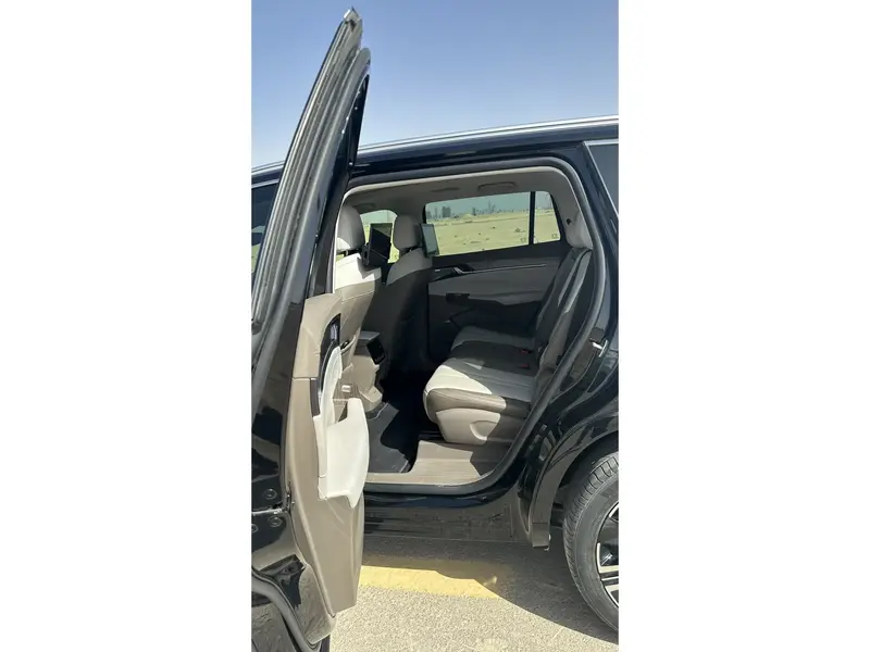 ام جي RX9 2025 3