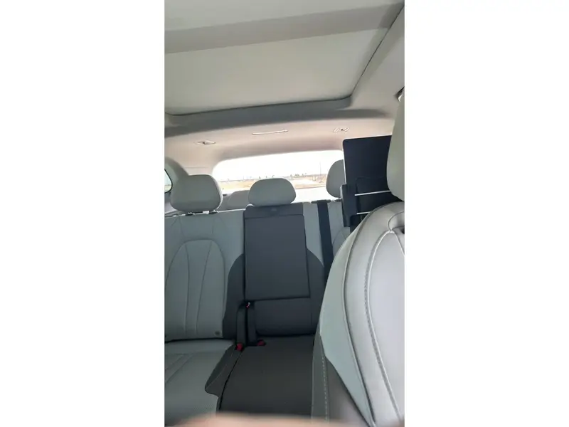 ام جي RX9 2025 7