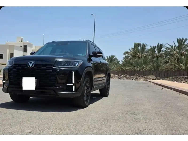شانجان CS95 2025 Royal Black Edition  8