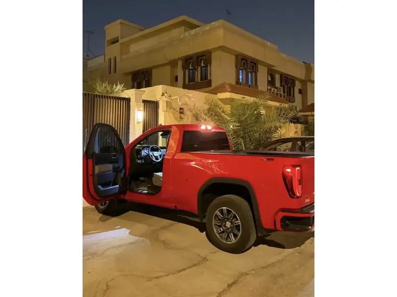 GMC Sierra 2025 4