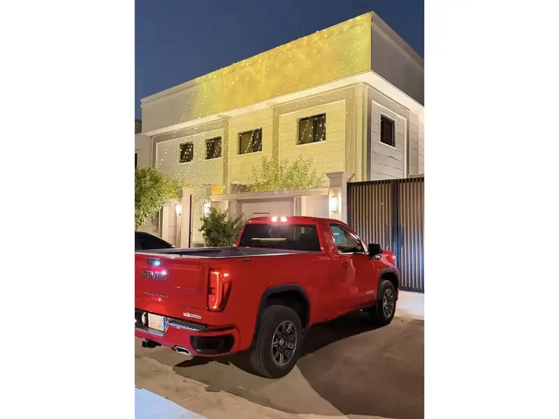 GMC Sierra 2025 10