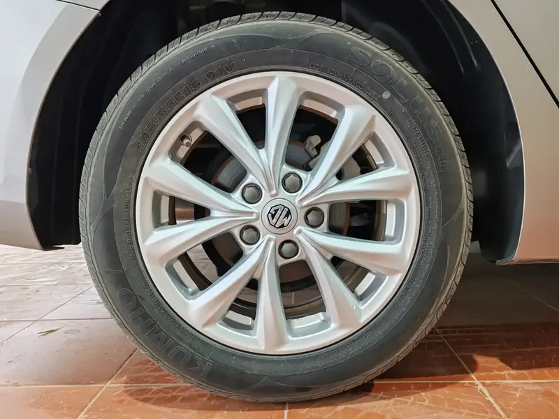 MG 5 2025 6