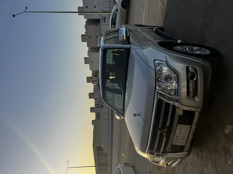 Mitsubishi Pajero 2022 13