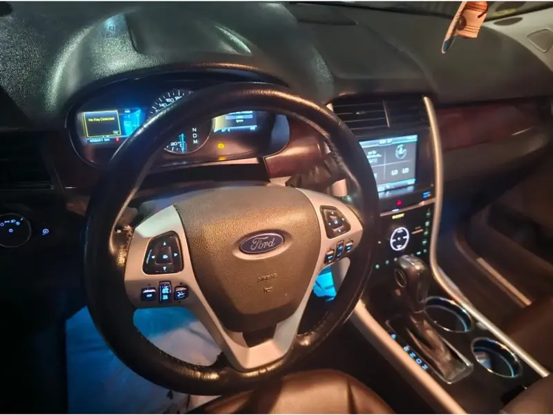 Ford Edge 2012 9