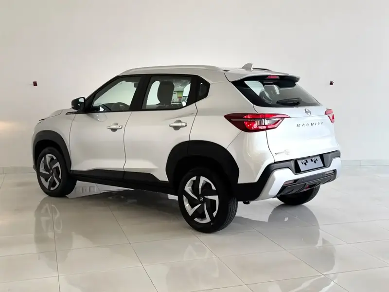 Nissan Magnite 2025 4